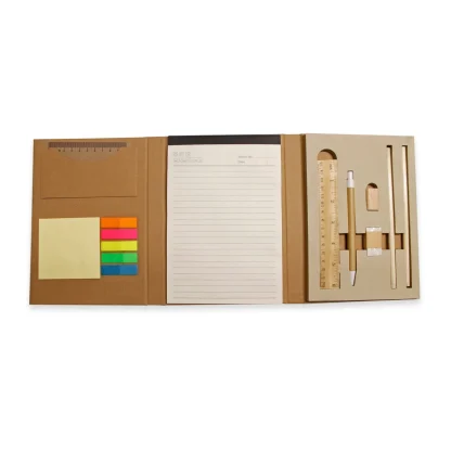Carpeta de cartón reciclado con set de escritura — vista 1